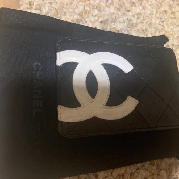 ♦️Chanel Black Cambon lambskin credit card holder - Picture 1 of 4